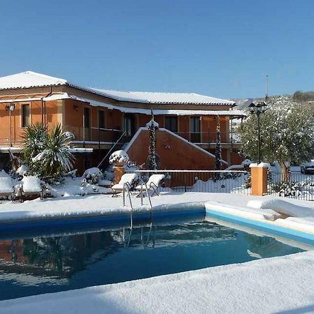 Albergo Arinde Rende Exterior foto